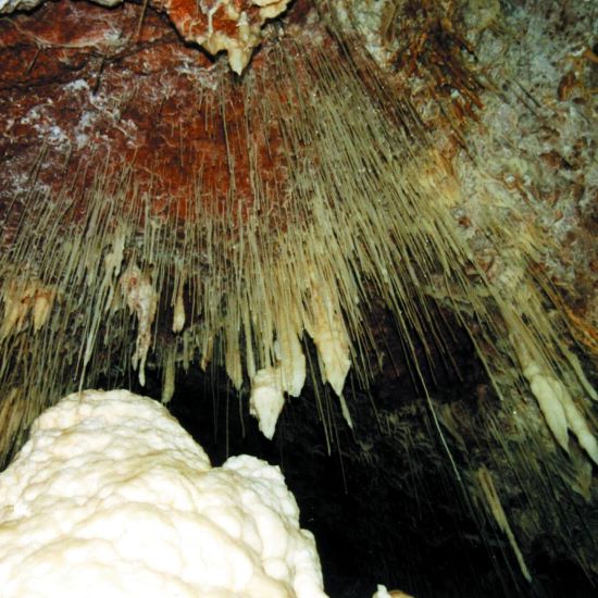 Quri Qaleh water cave